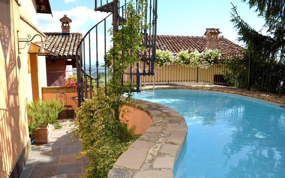 Dimora I Manichei Hotel Monforte dʼAlba Exterior foto